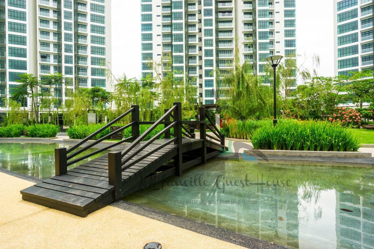 Nn Famille Guest House Pasir Gudang Eksteriør billede